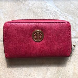 Red wallet